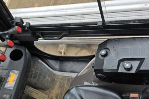 Wózek widłowy MANITOU MI35G S2 gazowy kabina